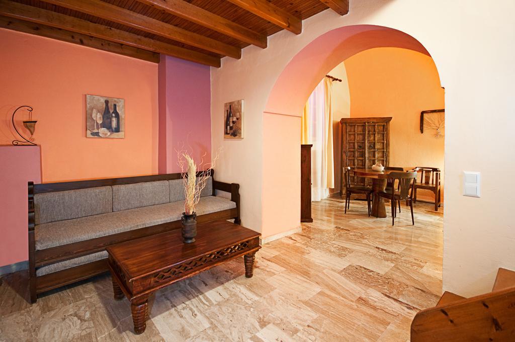 Donna'S House Santorini Hotell Pýrgos Eksteriør bilde